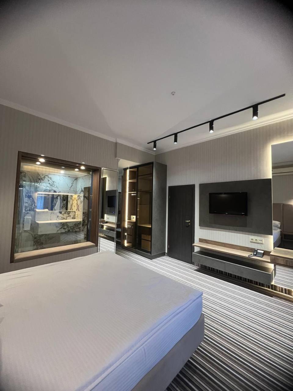 Sapar Standart Hotel Шымкент Экстерьер фото