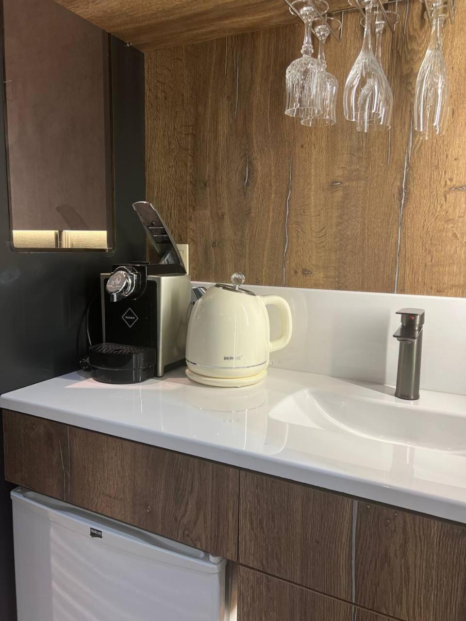 Sapar Standart Hotel Шымкент Экстерьер фото