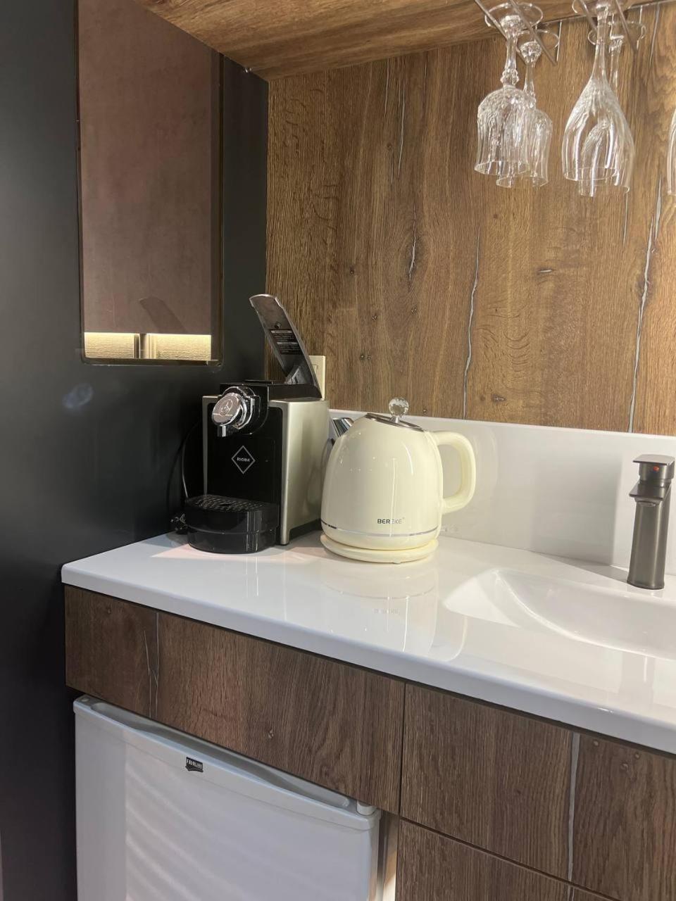 Sapar Standart Hotel Шымкент Экстерьер фото