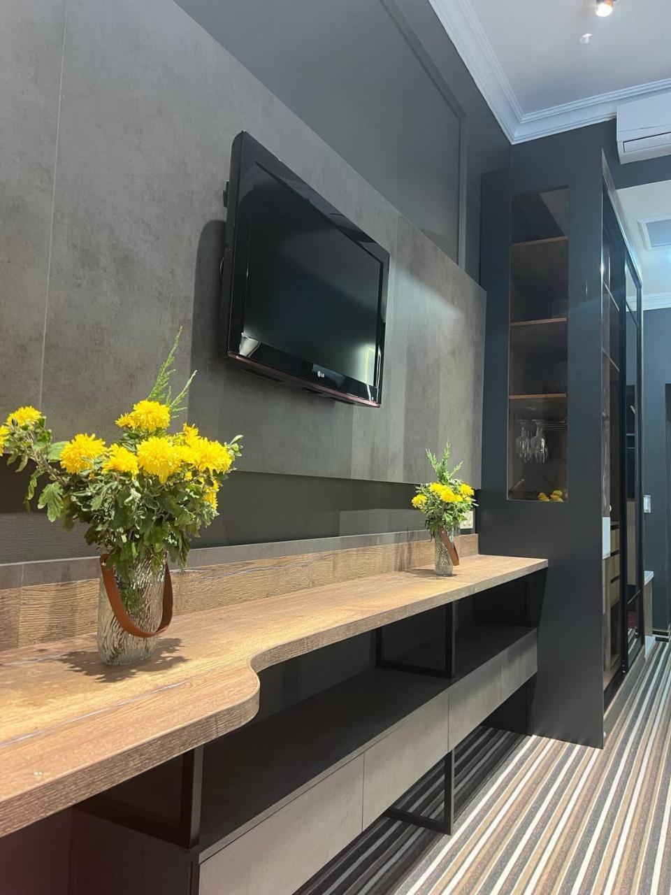Sapar Standart Hotel Шымкент Экстерьер фото