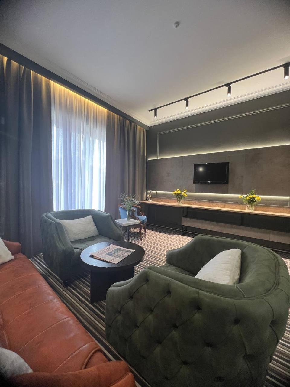 Sapar Standart Hotel Шымкент Экстерьер фото