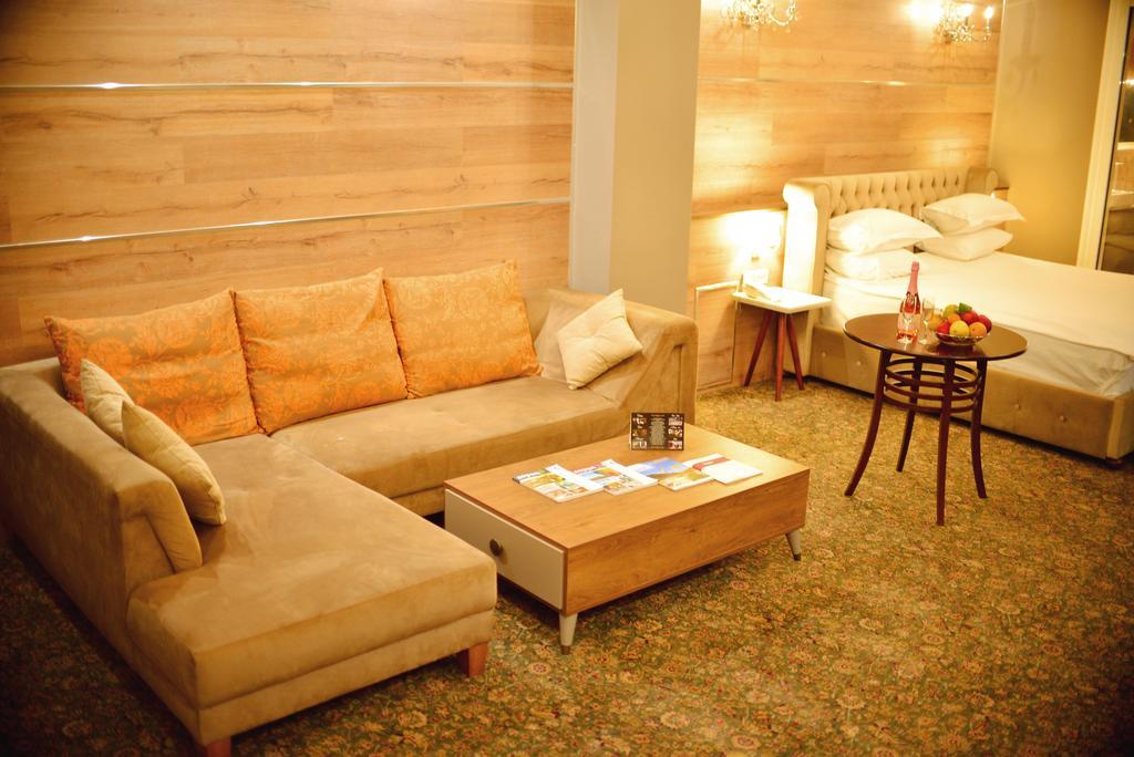 Sapar Standart Hotel Шымкент Экстерьер фото